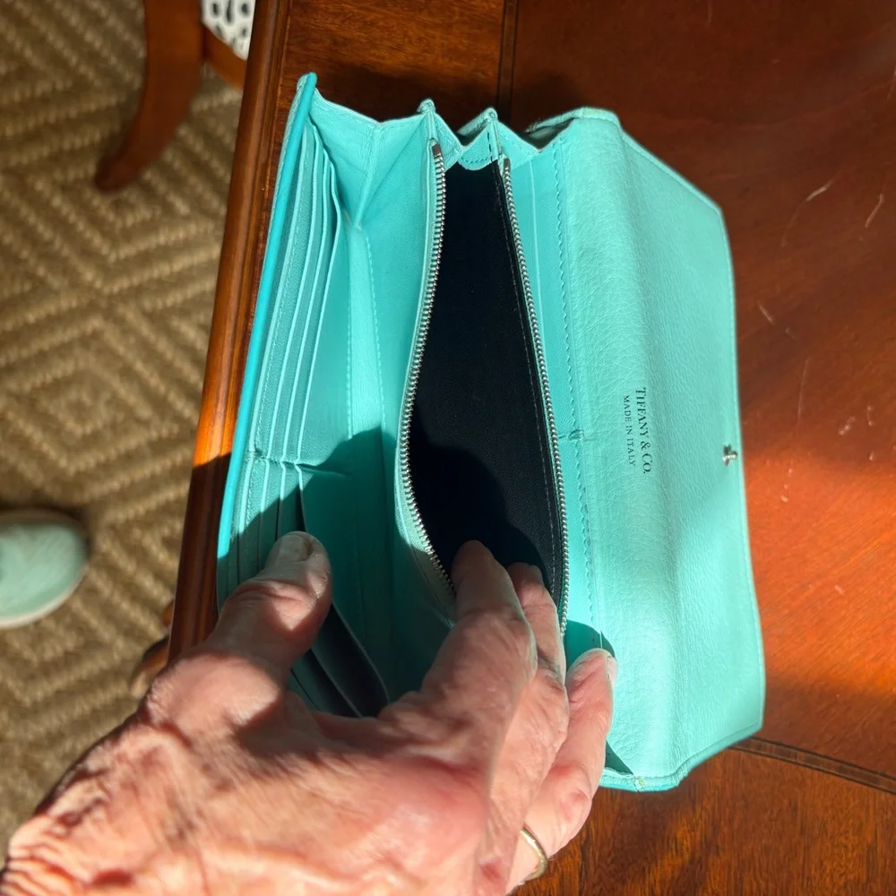 Tiffany & Co. Signature Blue Leather Continental Wallet - Picture 5 of 5